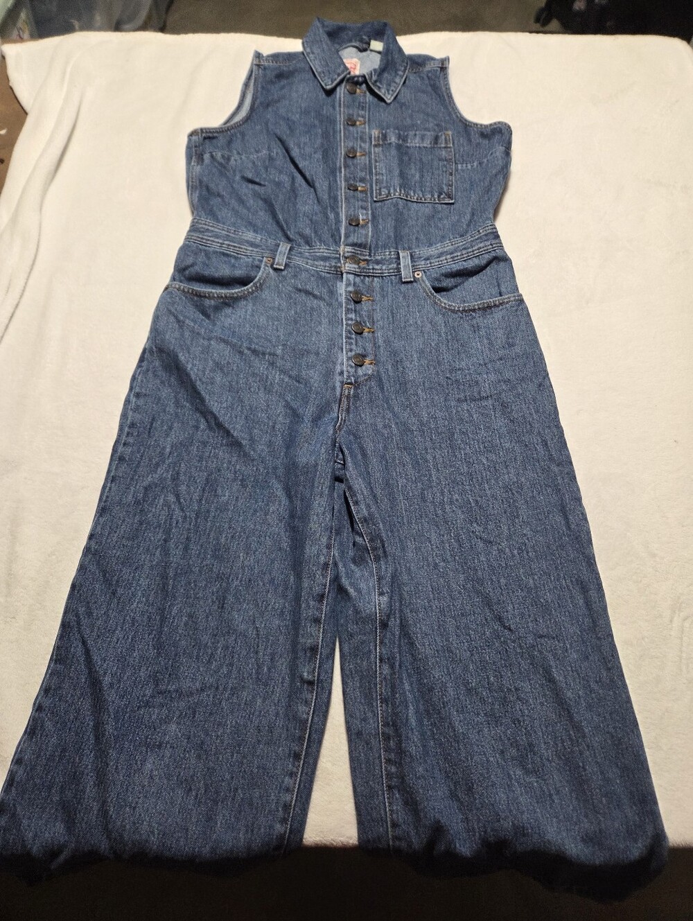 Levi's Women's Jeans Sleeveless Denim Jumpsuit Size Large Blue Med Wash